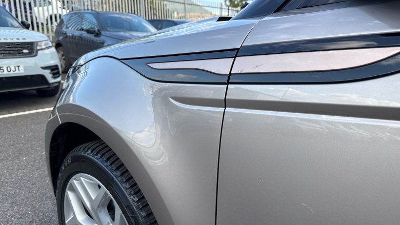Land Rover Range Rover Evoque 2.0 D200 R-Dynamic SE 5dr Auto Diesel Hatchback